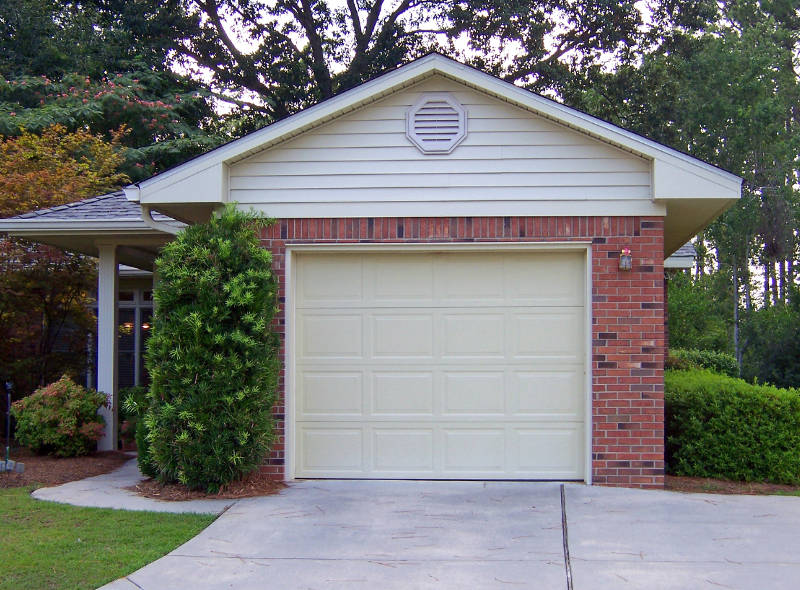 How To Keep Your Garage Cool Danley S, How To Heat And Cool Detached Garage